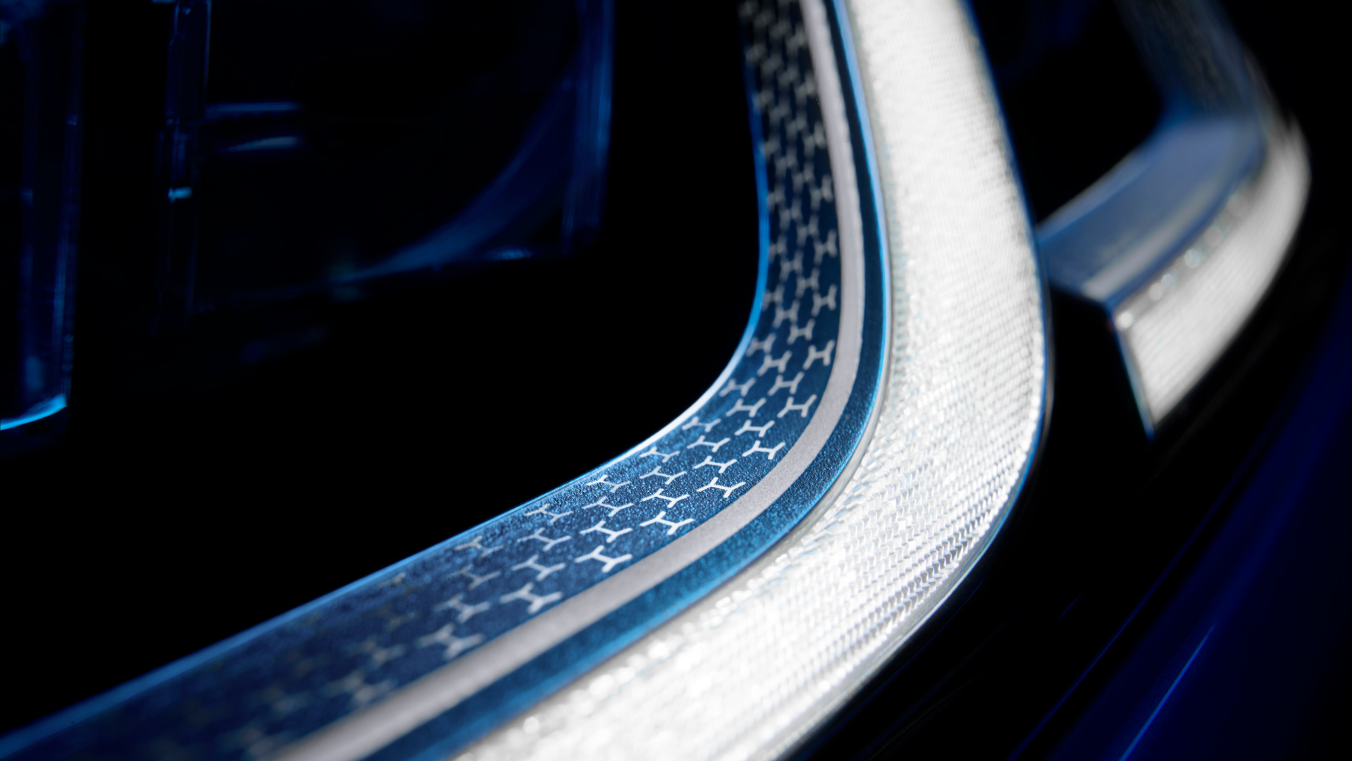 SMALL_Jag_F-PACE_24MY_Exterior_15_Detail_GL_005_141222